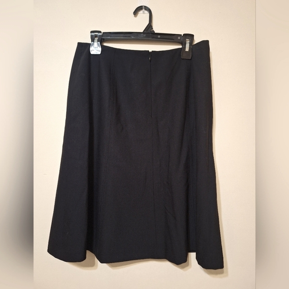Talbots Petite like new wool A-line skirt - Picture 2 of 4